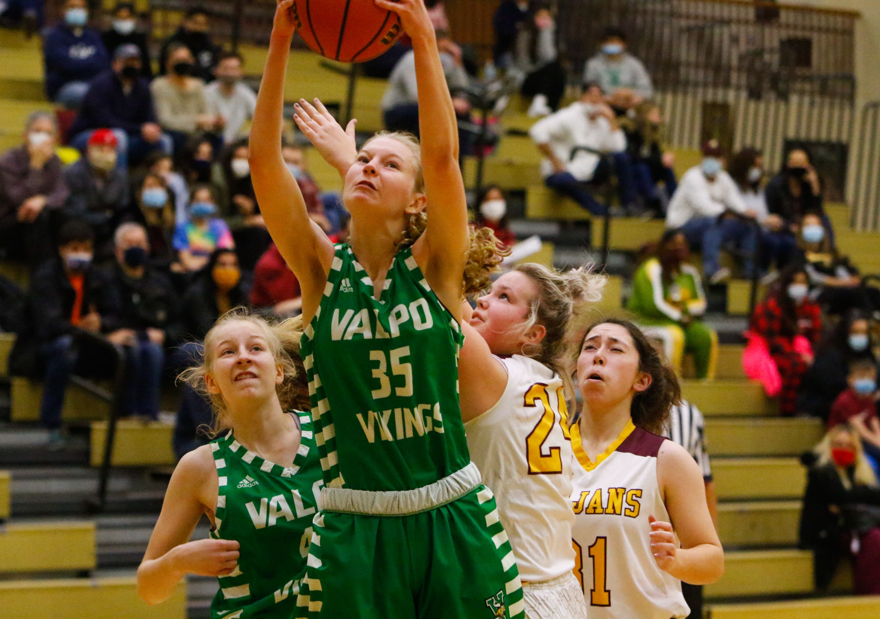 Valparaiso at Chesterton girls basketball